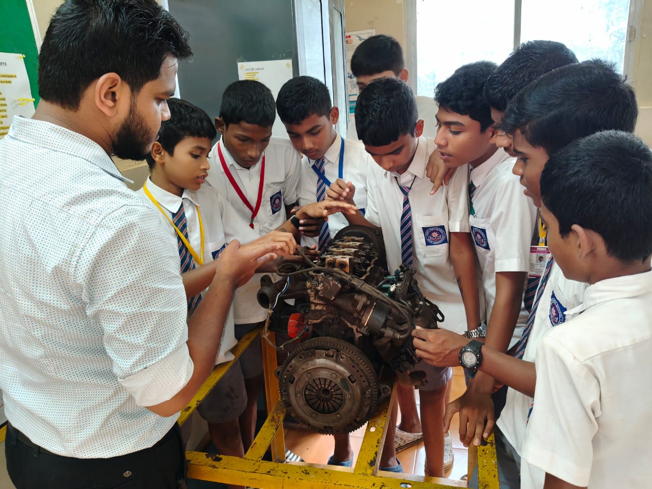 Automobile Laboratory